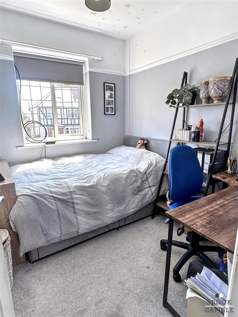 4 Bedroom House. Northiam Road in Eastbourne, East Sussex 22